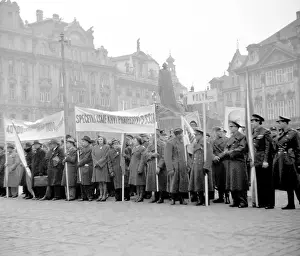 Manifesting: Prague - returning emigrants