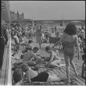 Vltava: Prague, Vltava River, Slovansky Island, swimming pool