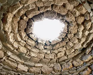 Almeria: Prehistory. Copper Age. Circular tomb. Interior. Los Millare