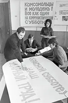 Subbotnik: Preparation to subbotnik, 1976