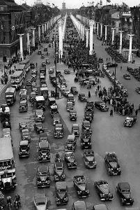 Hang: Preparations for the celebration of Hitler's birthday, 1939