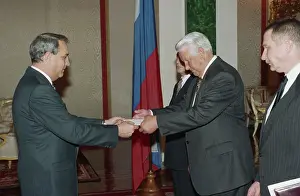Paredes: Presentation of credentials