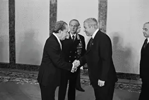 Presenting: Presentation of letters of credence