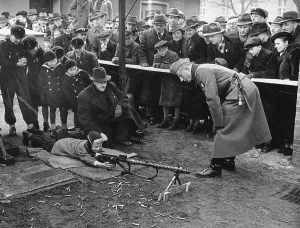 Operates: Presentation of a light machine gun on the Day of the We
