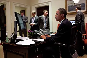 Deficit: President Barack Obama works on his statement ?
