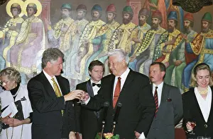 Appear: US President Bill Clinton visits Russia, 1995