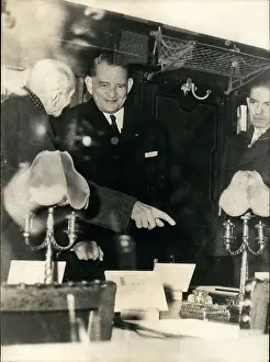 Coty: President Coty visits Compiegne on Armistice Day