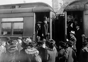 Undergraduates: President elect Woodrow Wilson, surrounded ?