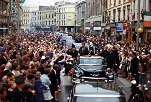 Wexford: President Kennedy is cheered by the citizens ?