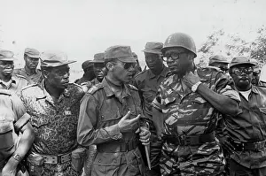 Sese: President Mobutu Sese Seko chats with Commander