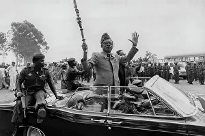 Kolwezi: President Mobutu Sese Seko waves to welcoming