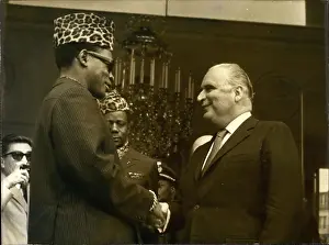 Pompidou: President Pompidou and General Mobutu in Paris
