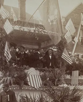 Underwood: President Theodore Roosevelt and Booker T. Washington, 1906