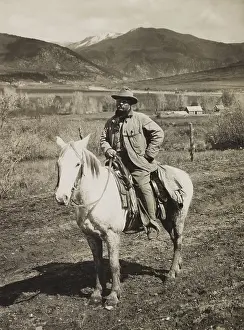 Landforms: President Theodore Roosevelt on horseback, returning