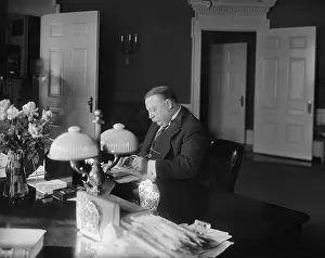 50 60 Years Old: President William Howard Taft at his desk in the