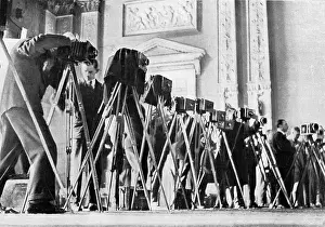 Array: PRESS PHOTOGRAPHERS 1930