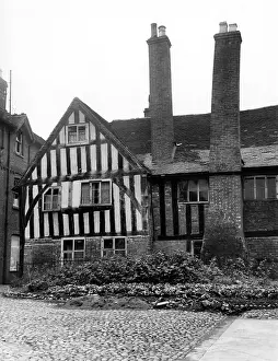Vicars: PRIEST=VICARS BUILDING