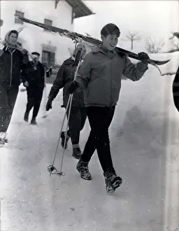 Tarasp: Prince Charles has skiing lessons, Switzerland