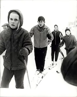 Tarasp: Prince Charles skiing in Tarasp, Switzerland