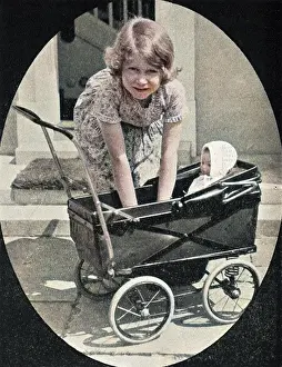 Bwthyn: Princess Elizabeth playing with doll's pram