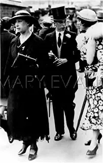 Sombre: PRINCESS MARY & SON 1936