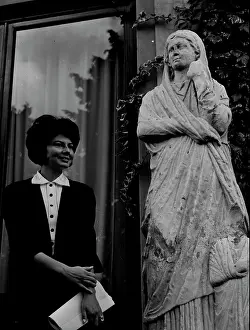 Reza: Princess Soraya of Iran and statue