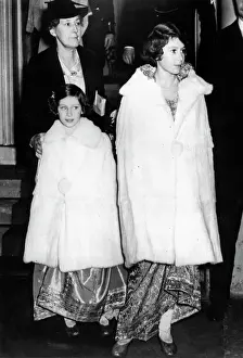 Minks: Princesses Elizabeth and Margaret
