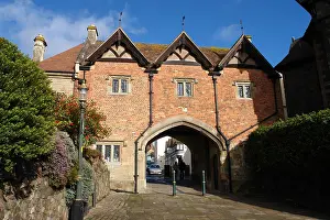 Gatehouse: The Priory Gateway - Gt Malvern