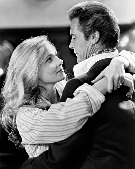 Priscilla: Priscilla Barnes - Roger Moore