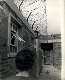 Offenders: Prisons