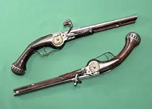 Articles: Private collection of arms of Peter I, 1994