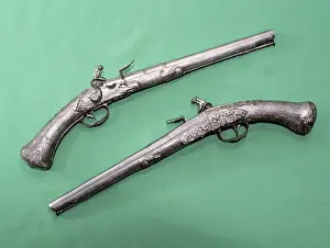Articles: Private collection of arms of Peter I, 1994