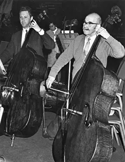 Peforming: PRO ARTE ORCHESTRA