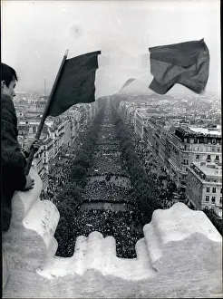 Gaullist: Pro-Gaullist demonstration, Place de la Concorde, Paris