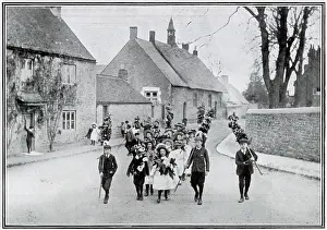 Iffley: Procession of Edwardian children on May Day 1908