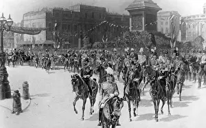 Accession: Procession on the occasion of the throne anniversary