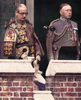 Heralds: Proclamation of date of the Coronation, 1952