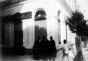 Sarajevo: Proclamation in the streets of Sarajevo, 1914