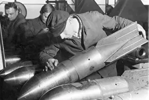 Slides: Production of aircraft bombs in Germany