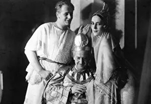 Reinhardt: Production of The Beautiful Helen by Max Reinhardt
