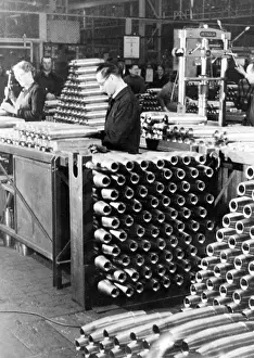 Grenades: Production of grenades, 1942
