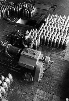Grenades: Production of grenades, 1942