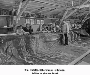 Glitter: Production of theatre decorations, 1905