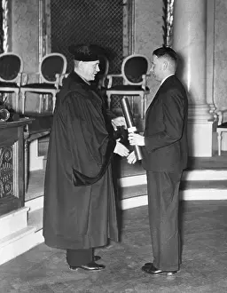 Exam: Prof. Breloer is awarding a doctorate, 1937
