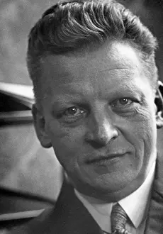 Prof: Prof. Hermann Abendroth