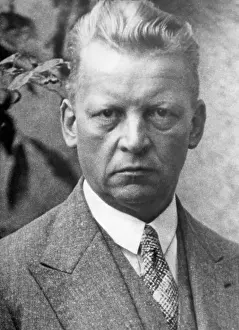 Prof: Prof. Hermann Abendroth