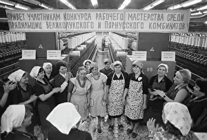 Pskov: Professional skill competition among spinners and weavers