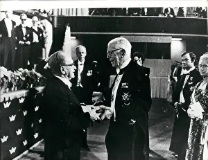 Gabor: Professor Dennis Gabor, Nobel Prize for Physics