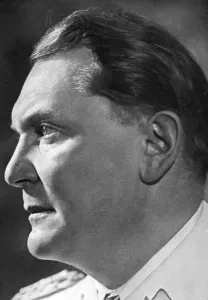 Gring: Profile portrait of Hermann Gnring, 1943