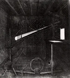 Gdansk: Projecting the sun's image through a refracting